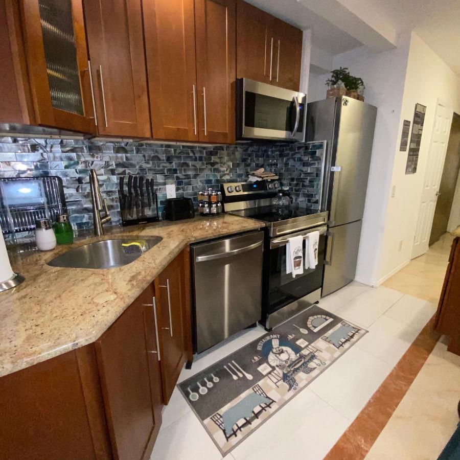 Modern Rental Brooklyn'S Hidden Gem New York Exteriör bild